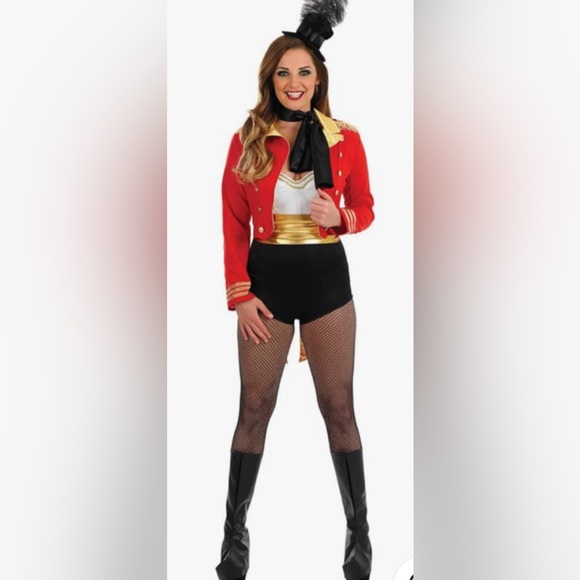 Red and Black Ringmaster Costume - Picture 1 of 2